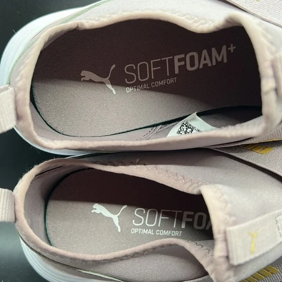 Puma Wired Run Slip On Violet w/ Gold Detail Sneakers 382299-05, Women’s size 9 - Picture 9 of 13